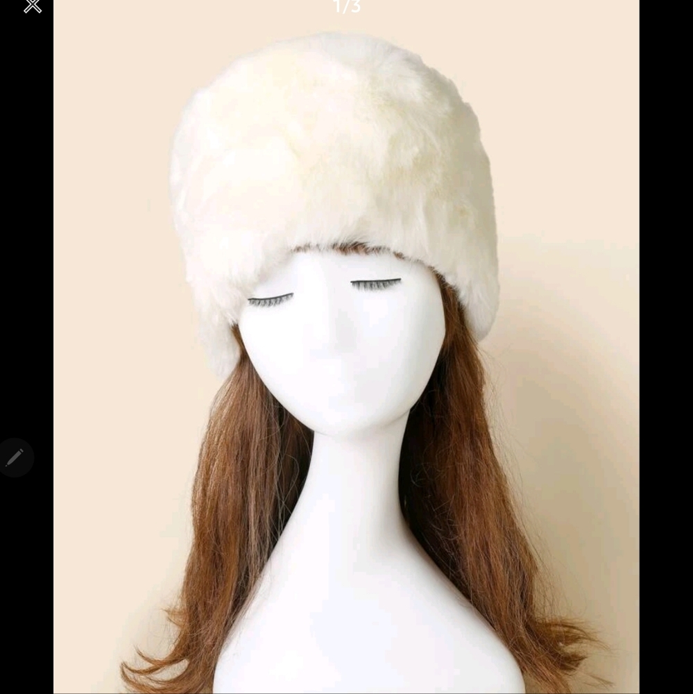 Solid fuzzy  hat beige